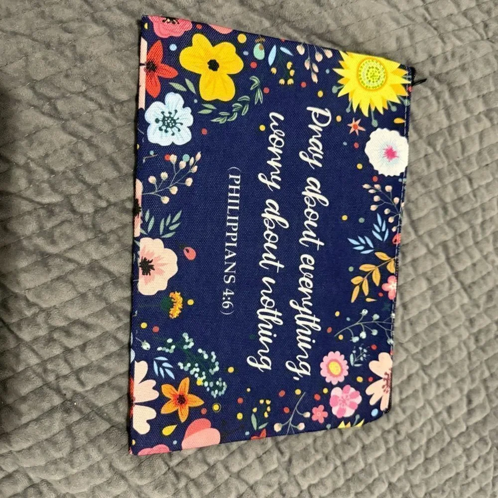 Floral Scripture Pouch – “Pray About Everything” Philippians 4:6